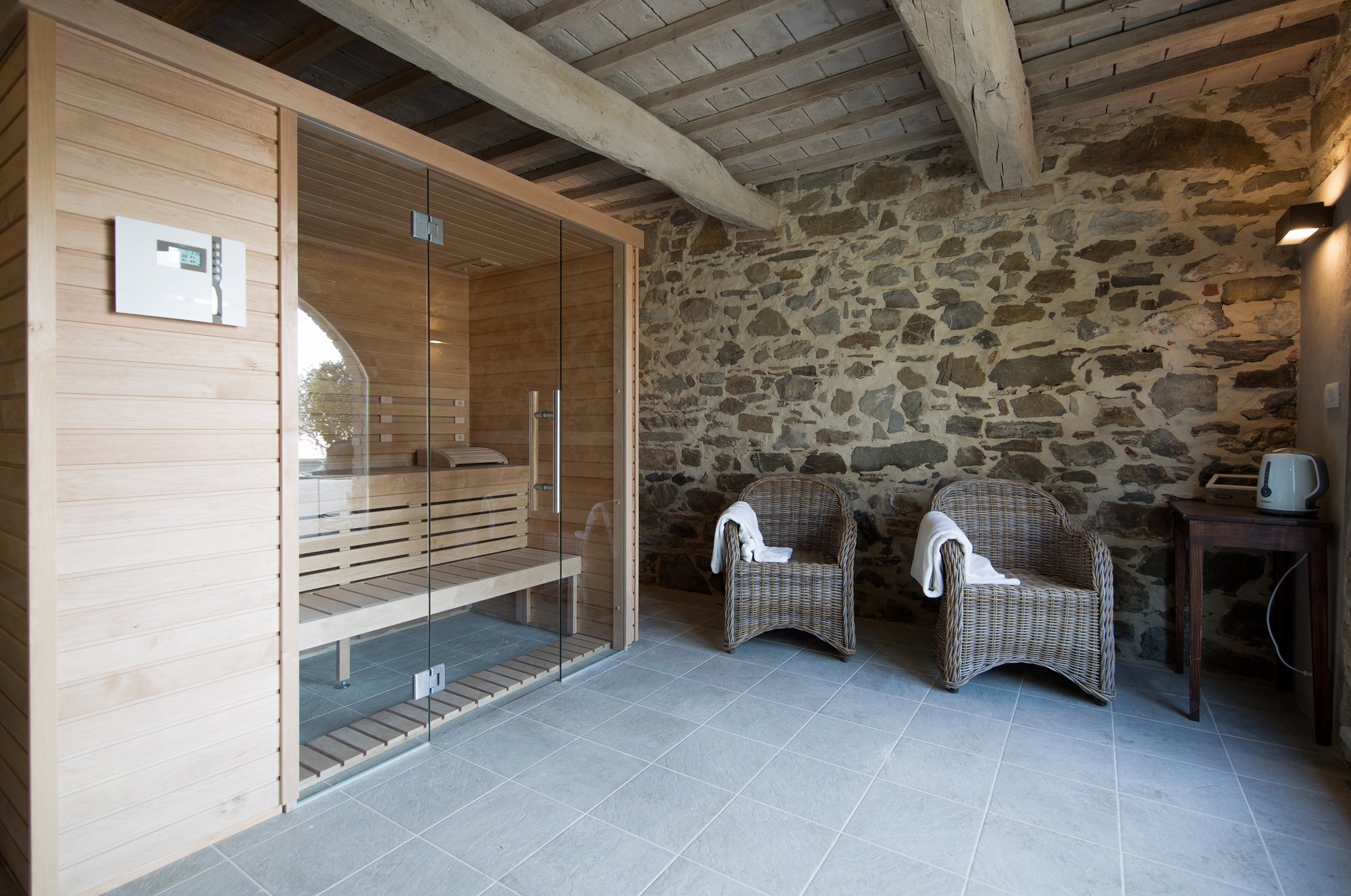 Villa Colona - 4 bedrooms, 4 bathrooms sleeps up to 7