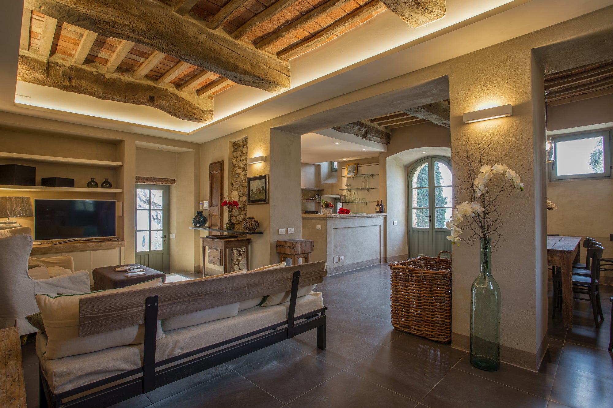 Villa Colona - 4 bedrooms, 4 bathrooms sleeps up to 7