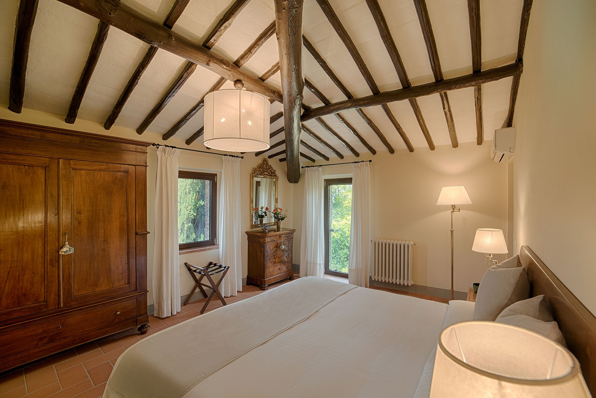 CentoQuarantaSette - Chianti villa - sleeps up to 12 - a/c