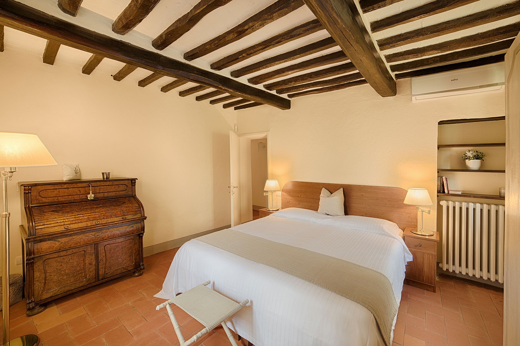 CentoQuarantaSette - Chianti villa - sleeps up to 12 - a/c