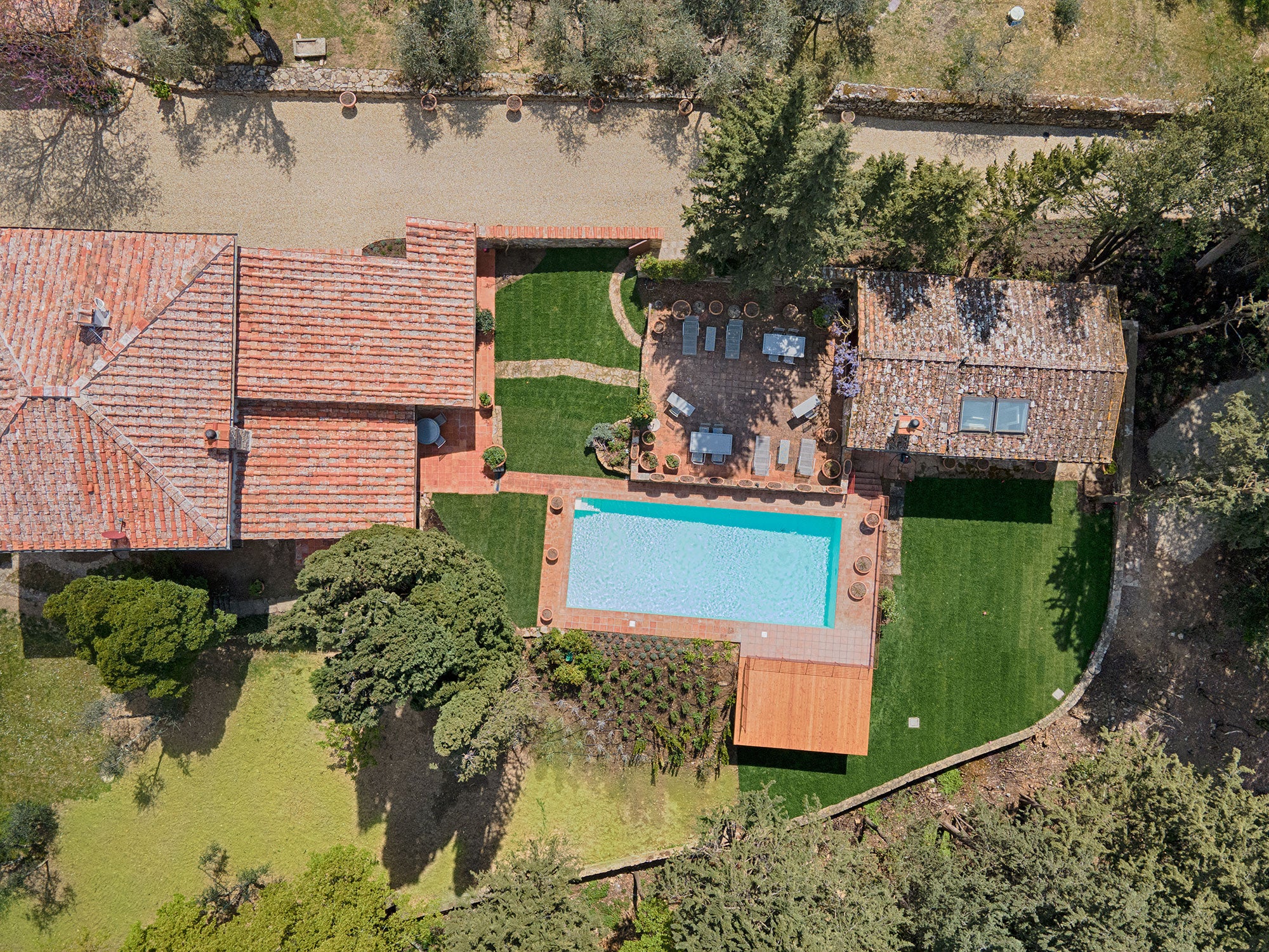 CentoQuarantaSette - Chianti villa - sleeps up to 12 - a/c