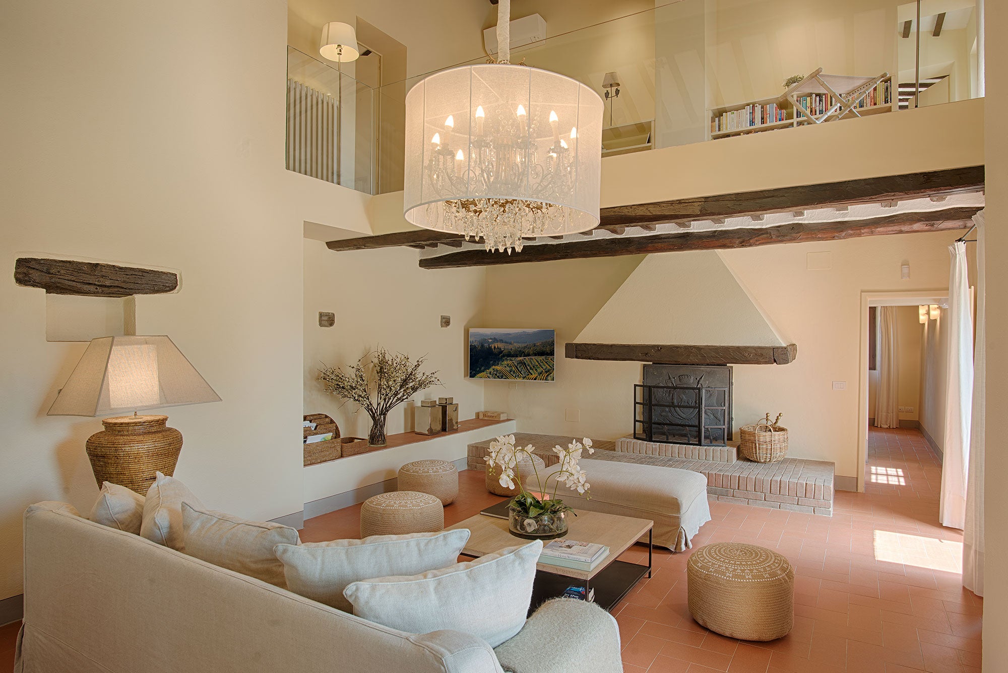 CentoQuarantaSette - Chianti villa - sleeps up to 12 - a/c