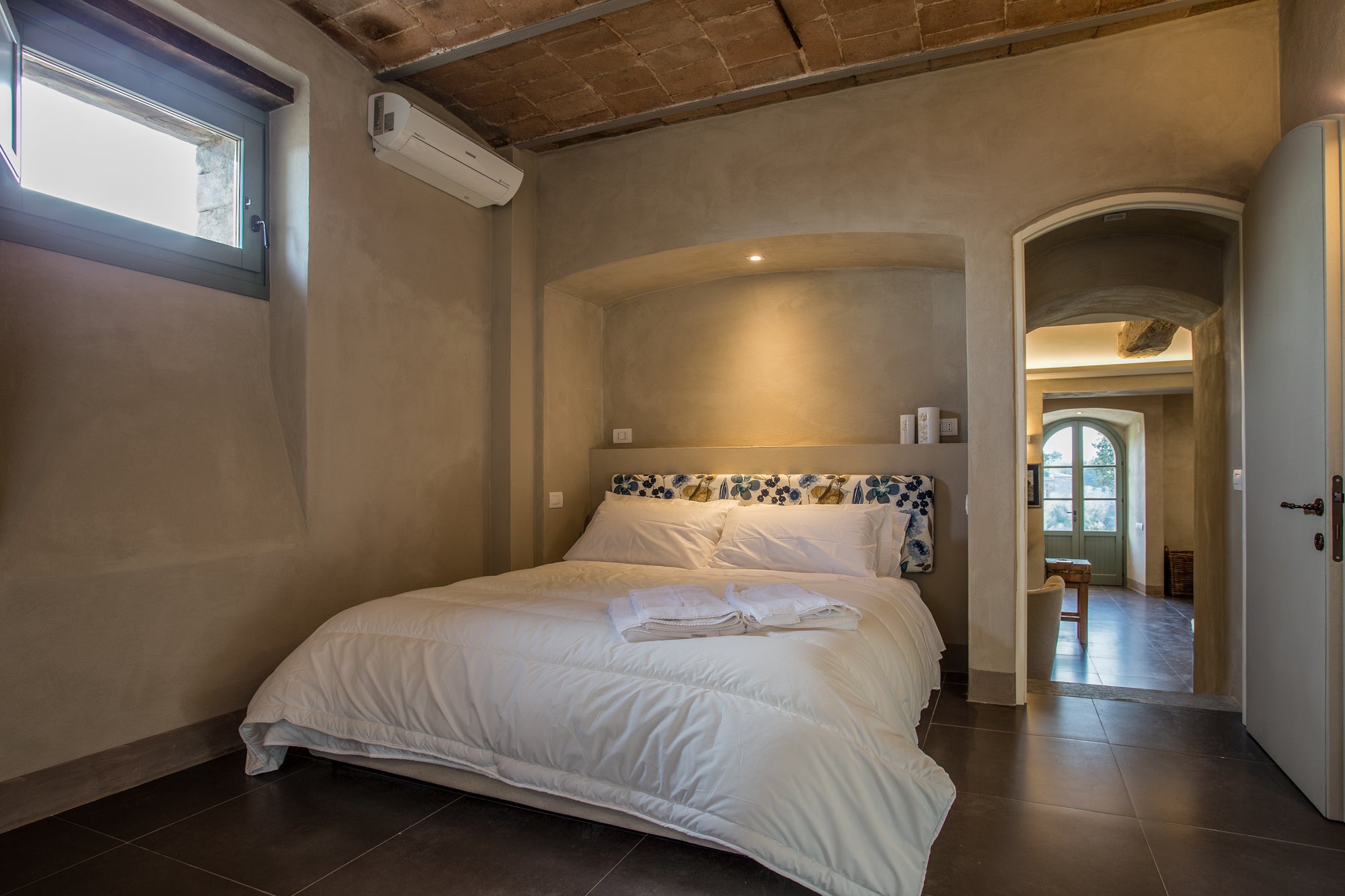 Villa Colona - 4 bedrooms, 4 bathrooms sleeps up to 7