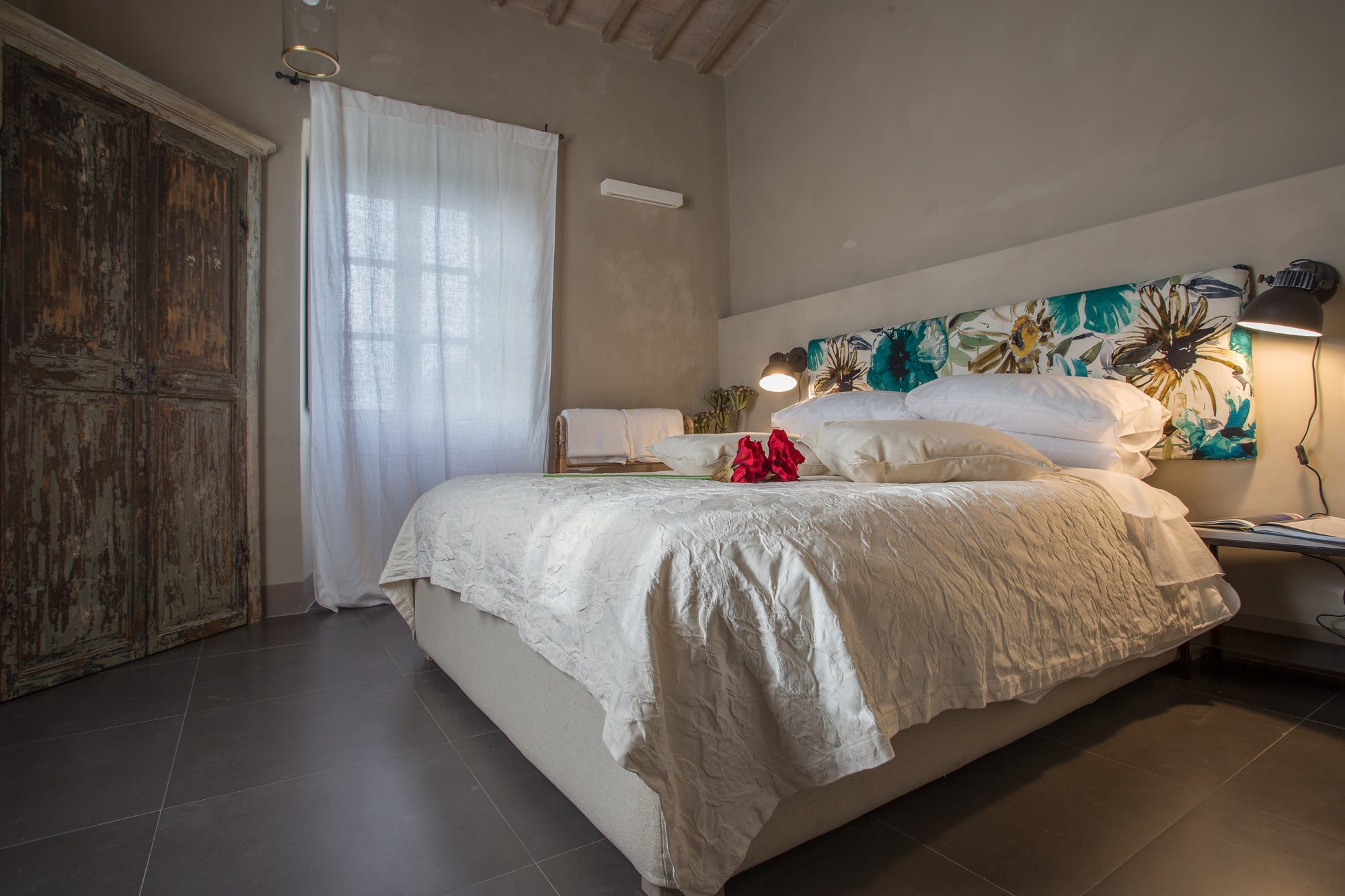 Villa Colona - 4 bedrooms, 4 bathrooms sleeps up to 7