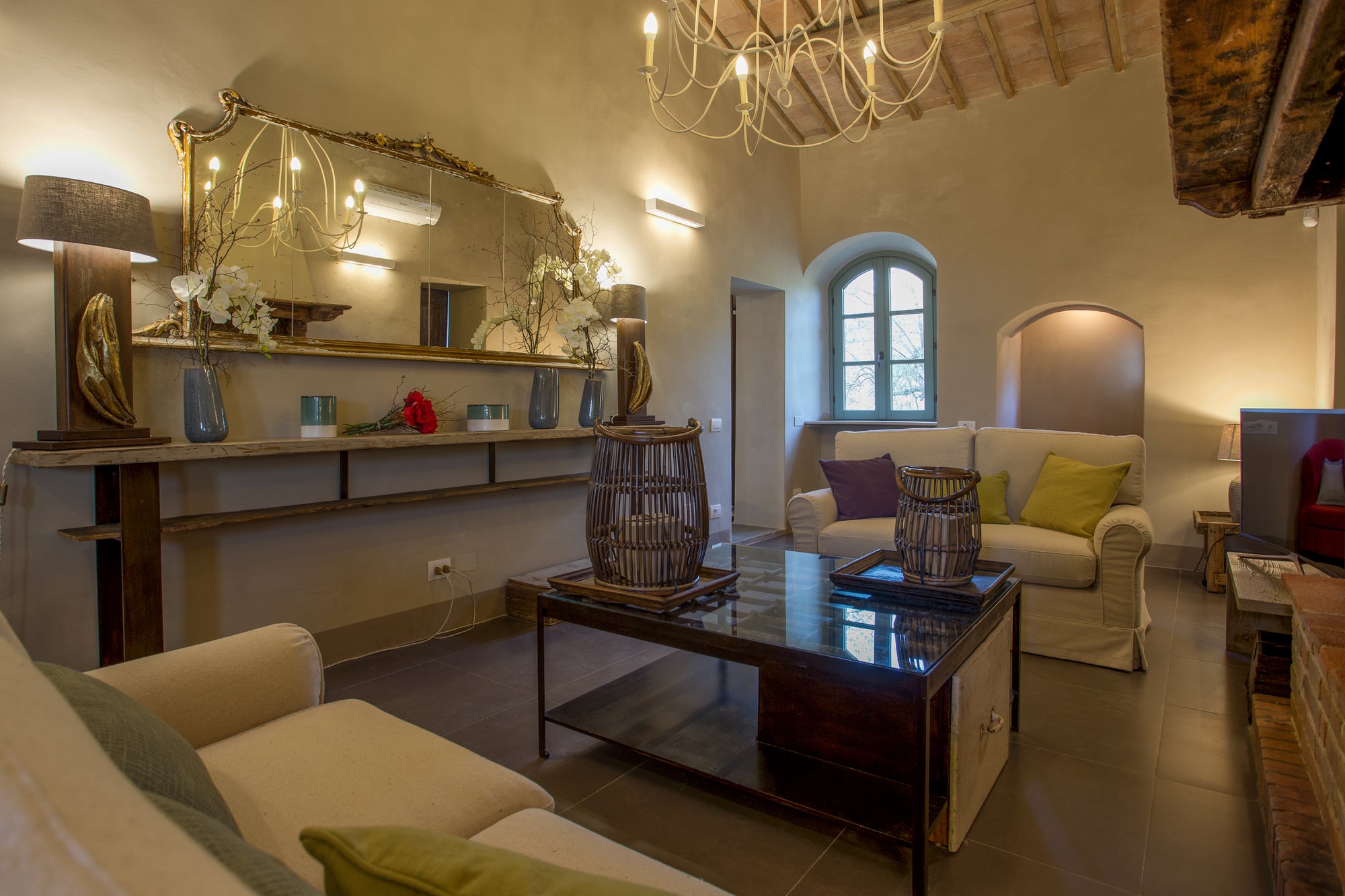 Villa Colona - 4 bedrooms, 4 bathrooms sleeps up to 7