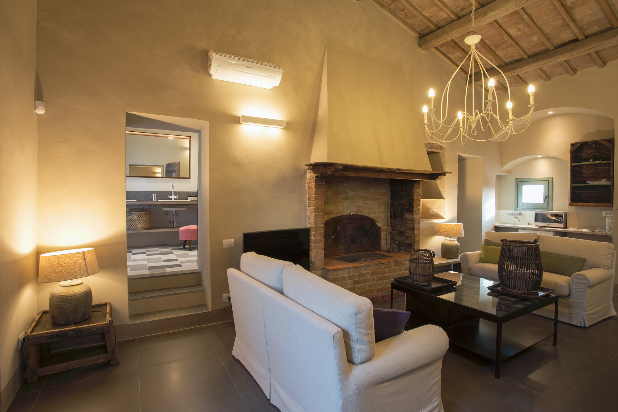 Villa Colona - 4 bedrooms, 4 bathrooms sleeps up to 7