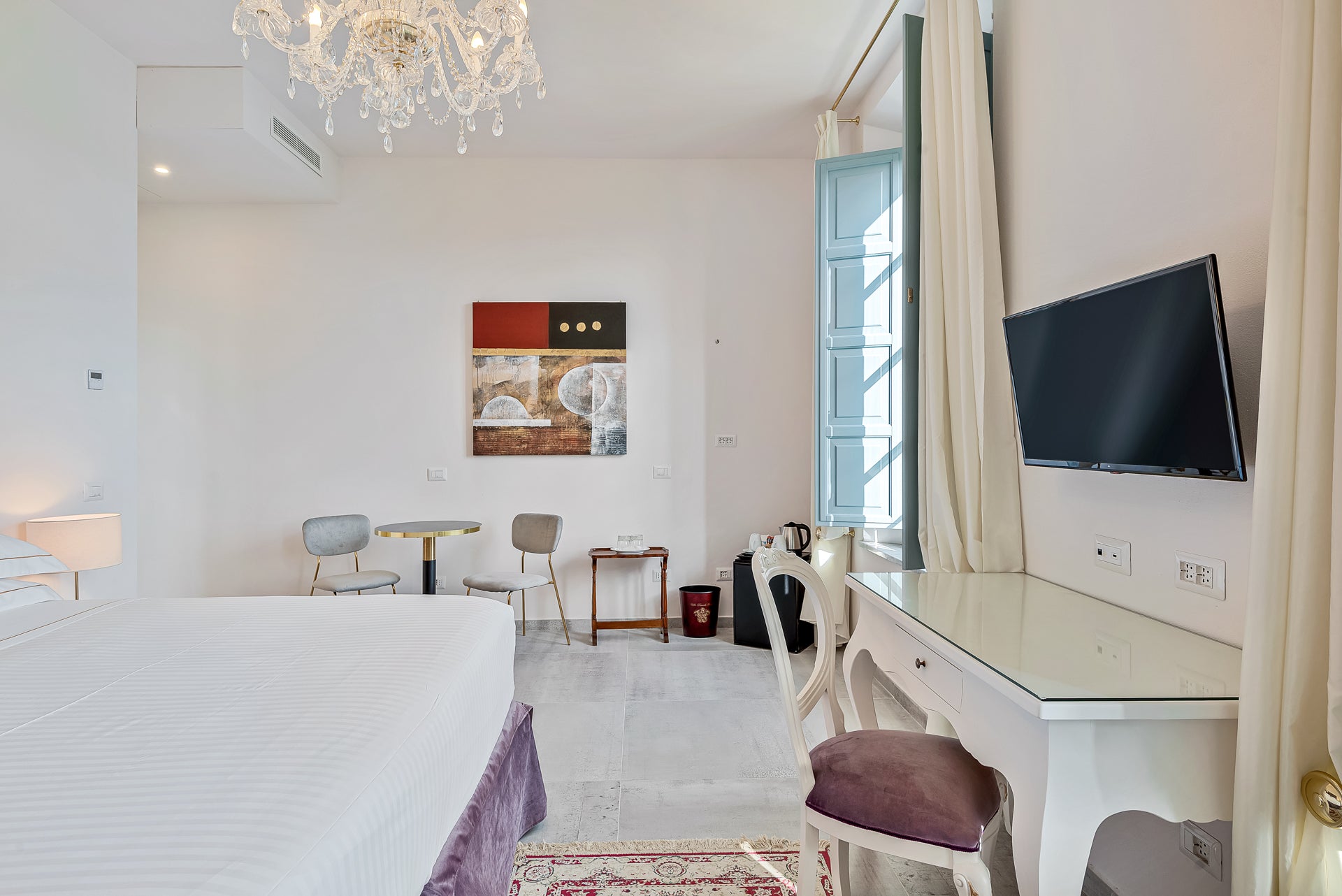 Villa Rosa di Daniela - lovely Lucca villa - 16 bedrooms - sleeps up to 32