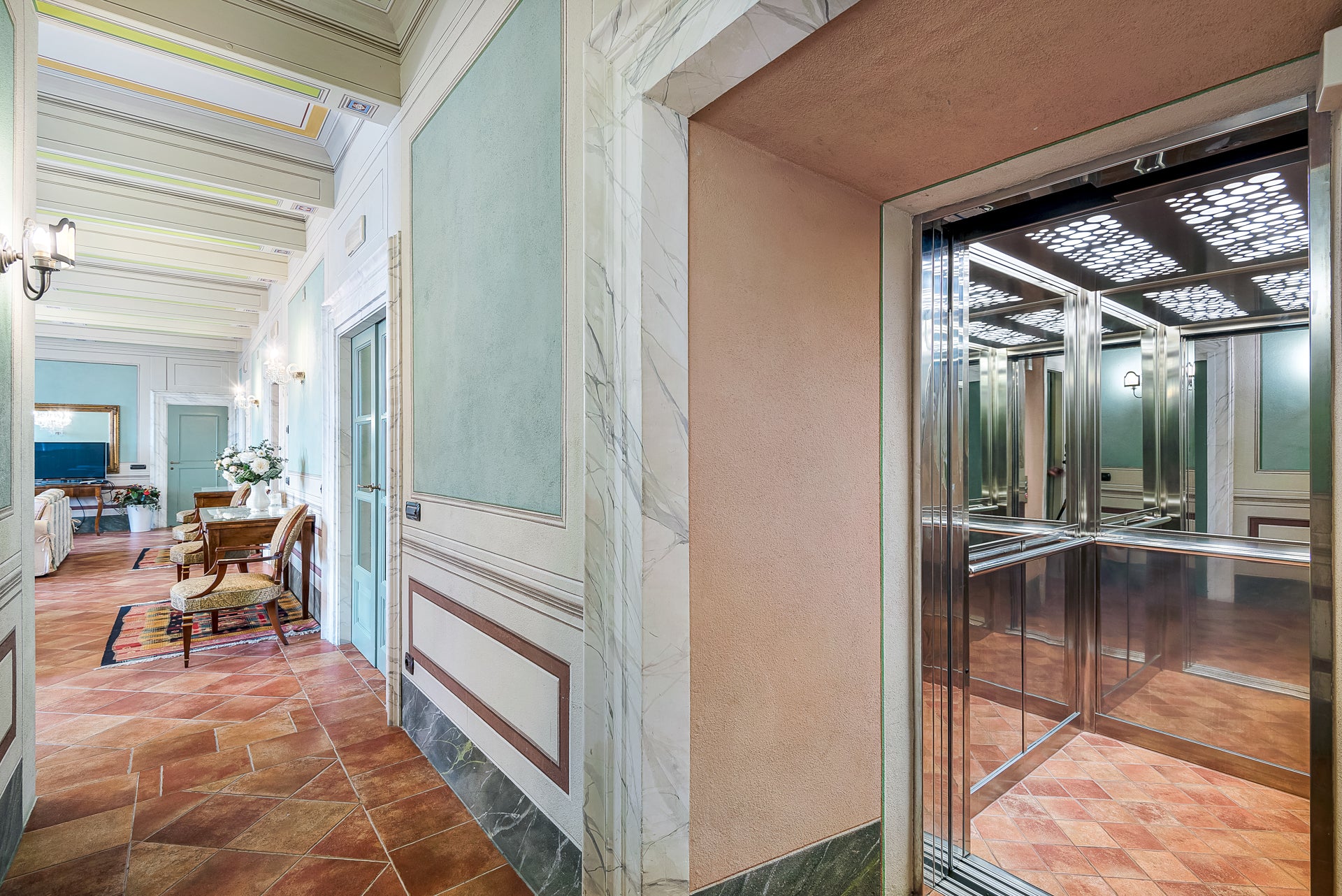 Villa Rosa di Daniela - lovely Lucca villa - 16 bedrooms - sleeps up to 32