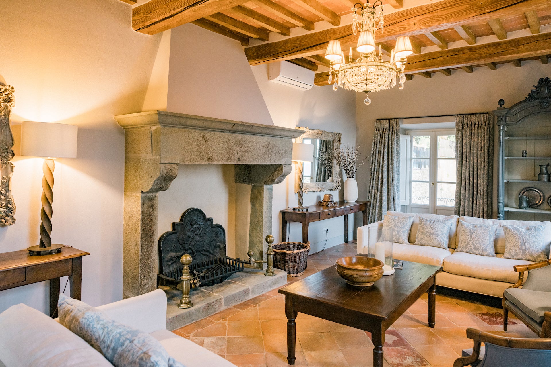 Palazzo Cortona - luxury villa in town, 7 bedrooms, 7 bathrooms