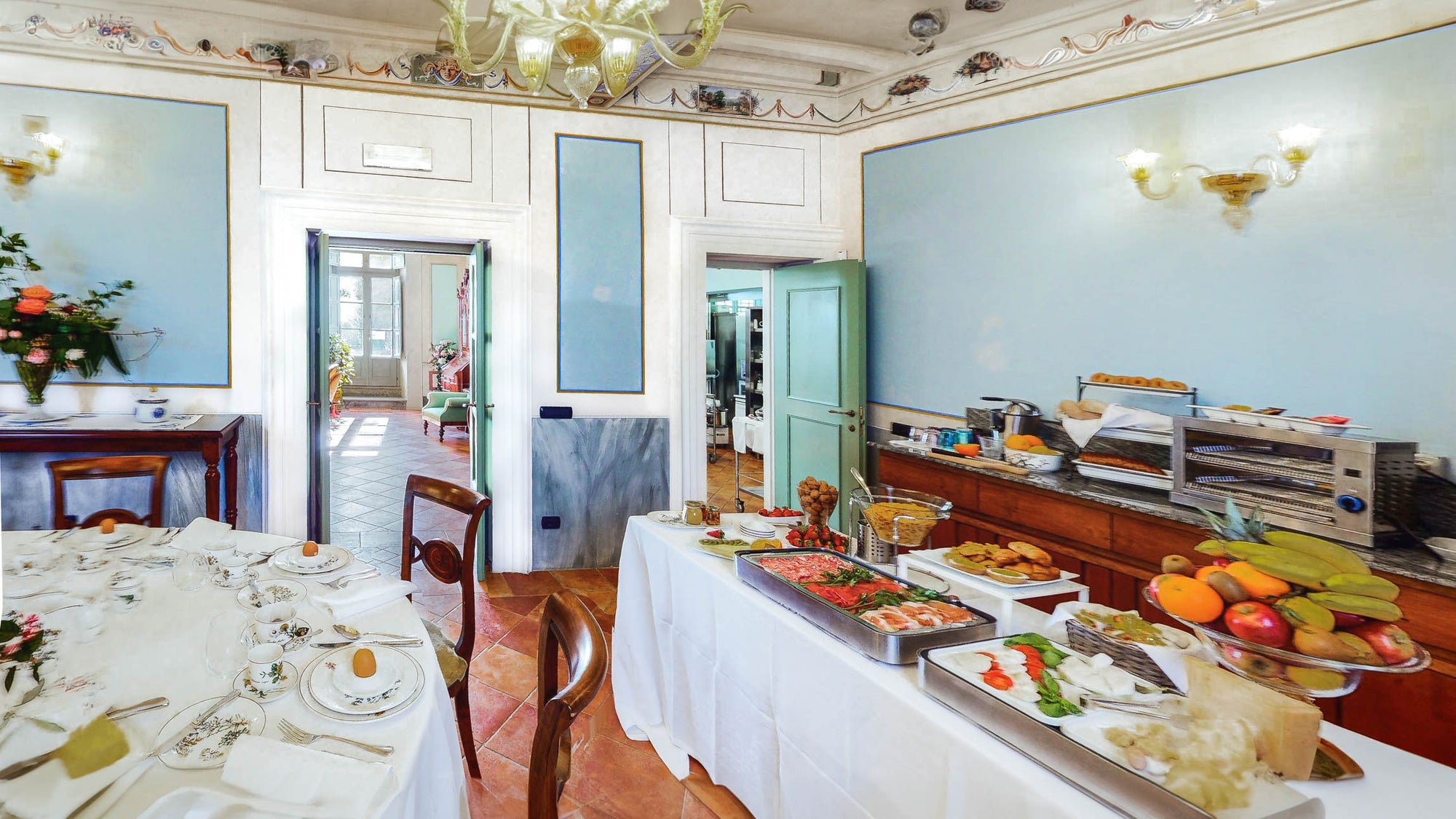 Villa Rosa di Daniela - lovely Lucca villa - 16 bedrooms - sleeps up to 32