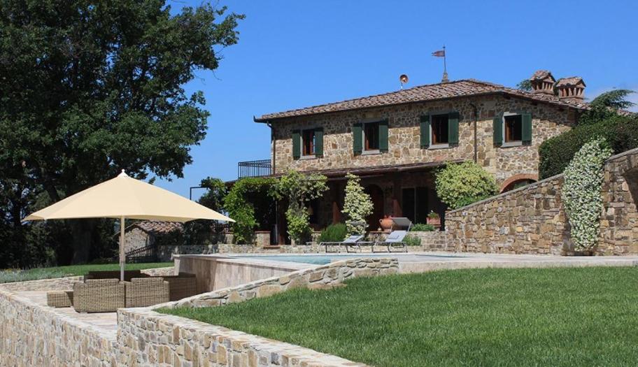 CentoVentinove - Villa in Chianti sleeps up to 8