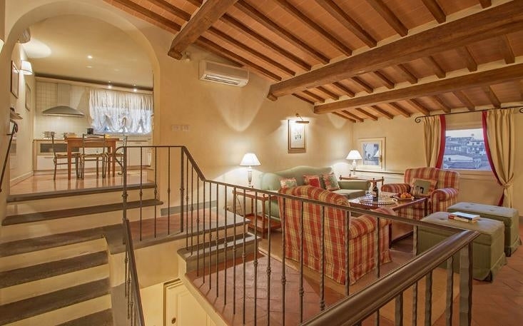 Signorelli - Florence penthouse apartment sleeps up to 5