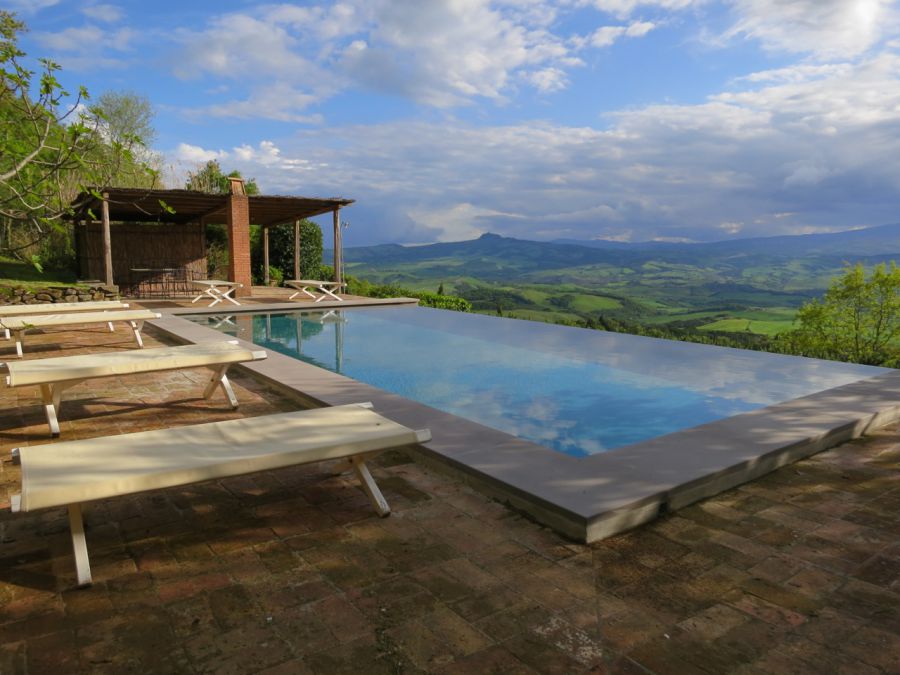 Podere Graziella - Luxury tuscan farmhouse sleeps 10
