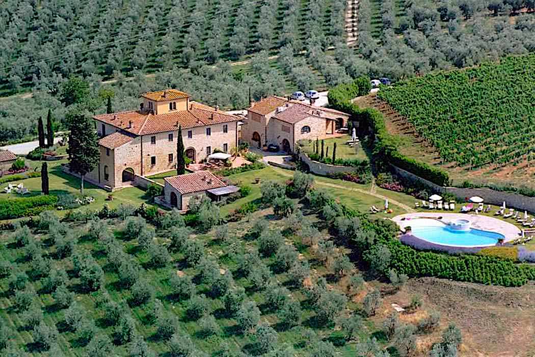 Cavallo Volante - luxury villa sleeps up to 20