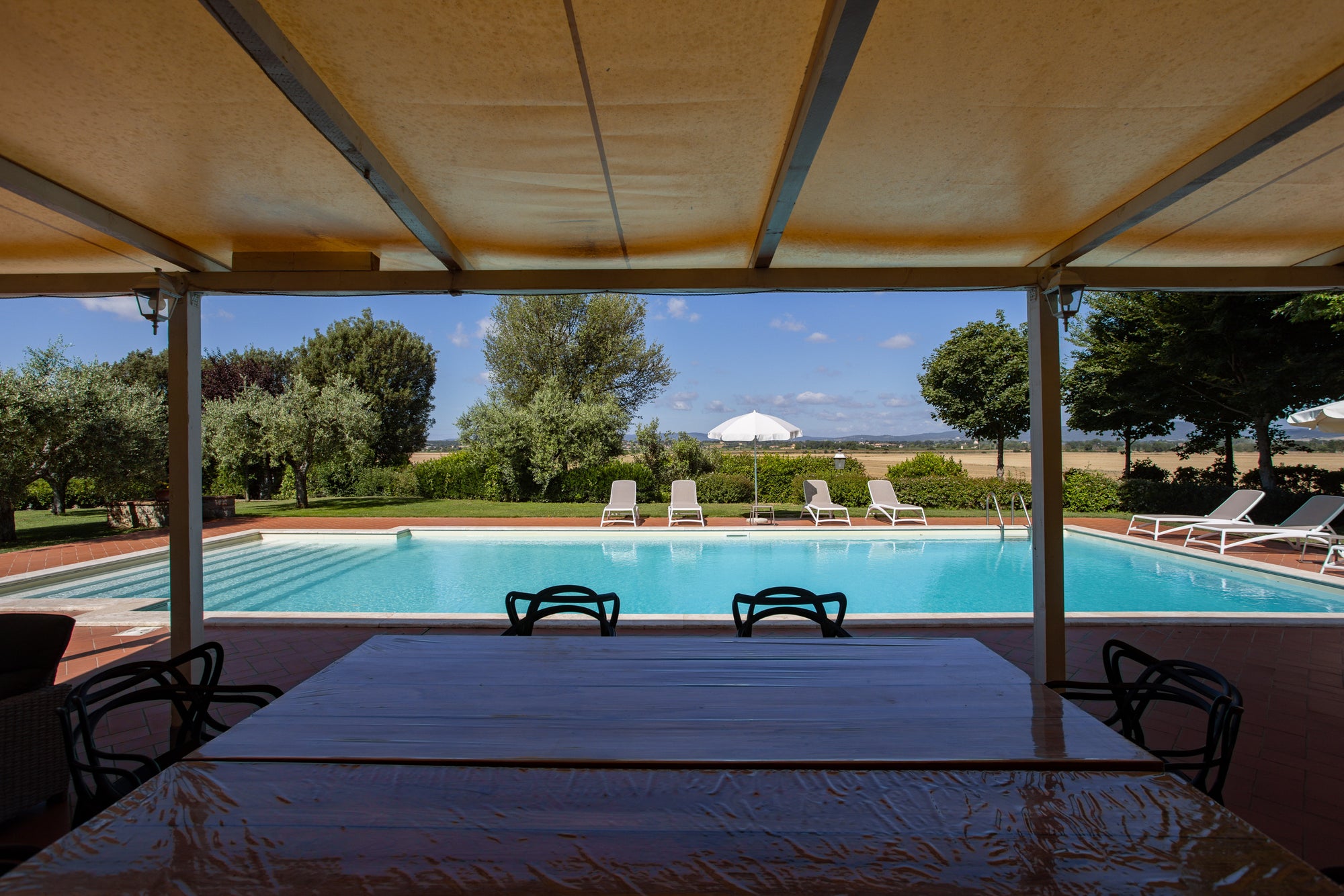Villa Leona - High end villa near Cortona sleeps 16