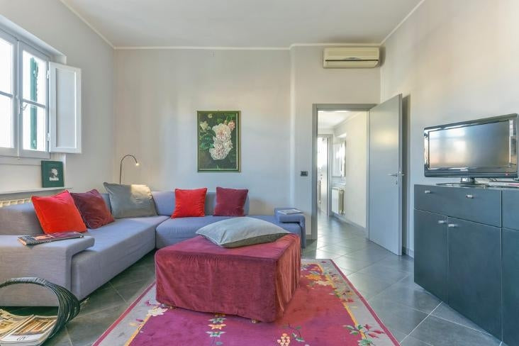 Pitti Vista - Florence view apartment sleeps up to 3