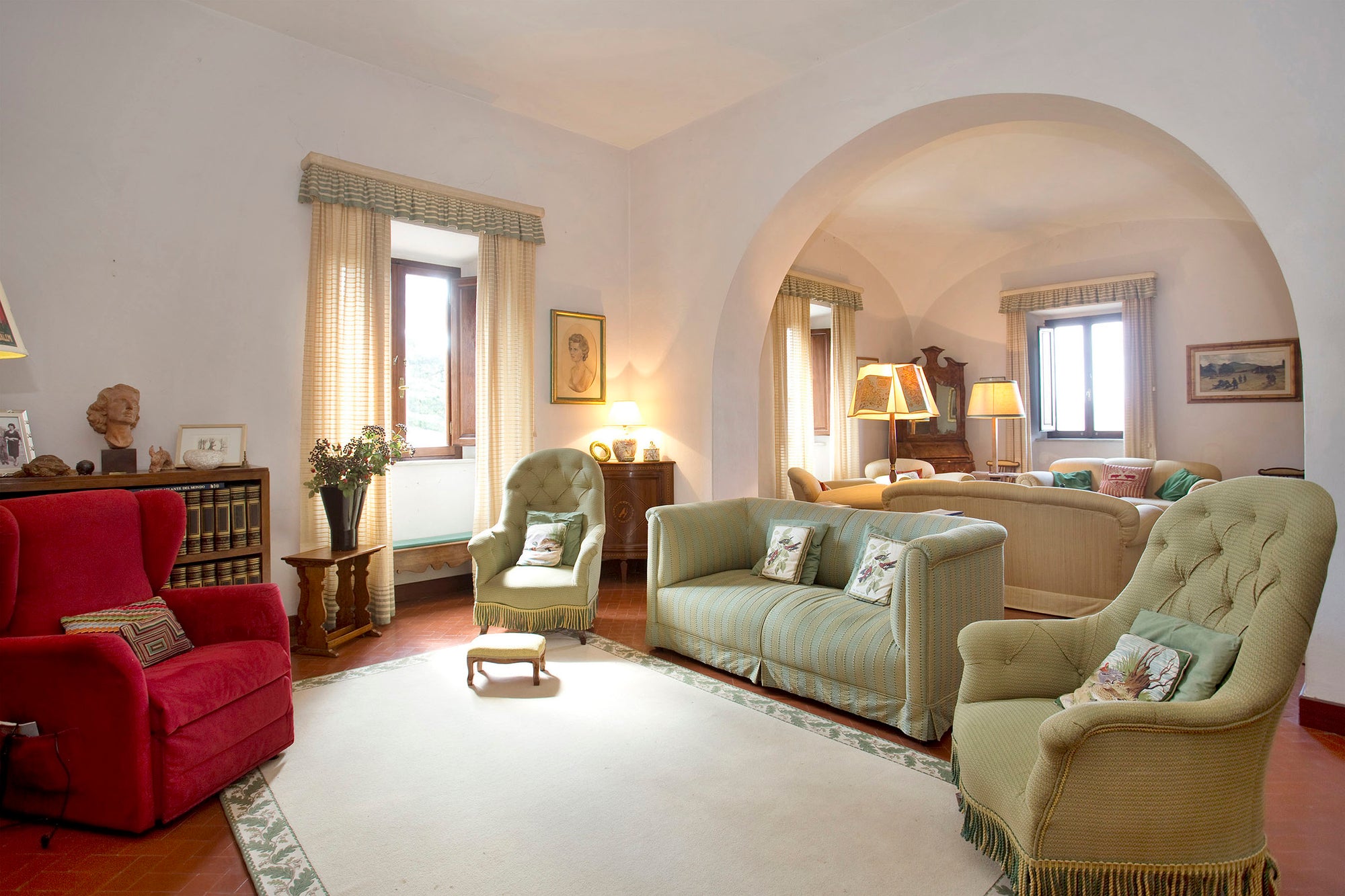 Montegemoli, Villa sleep up to 14, 7 bedrooms 4 bathrooms near bolghieri wine region,