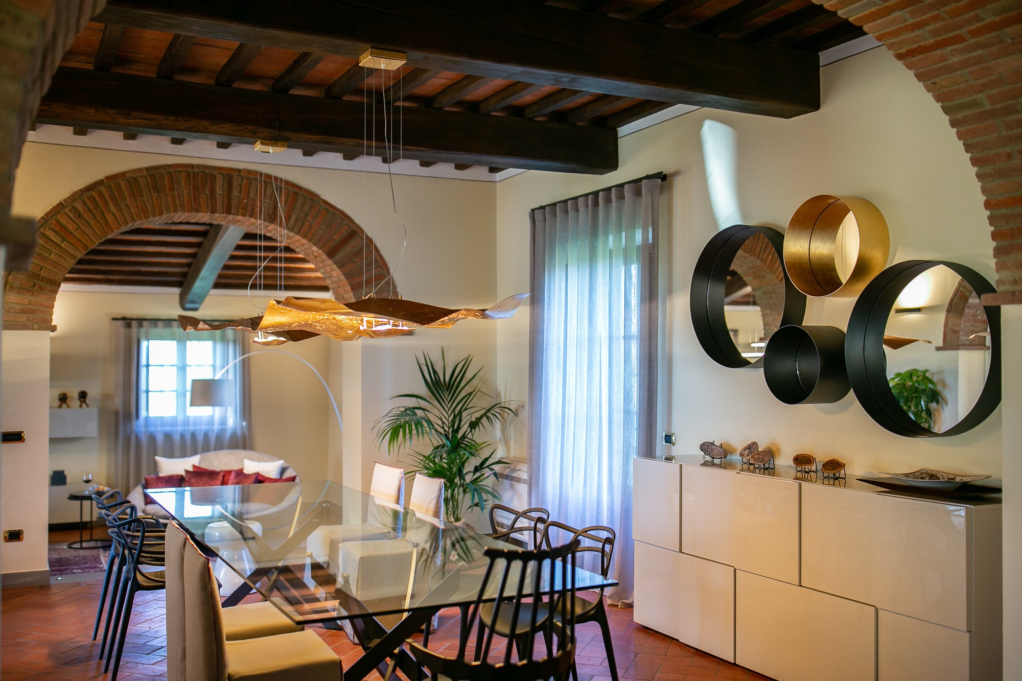 Villa Leona - High end villa near Cortona sleeps 16