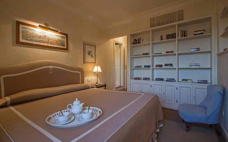 Signorelli - Florence penthouse apartment sleeps up to 5