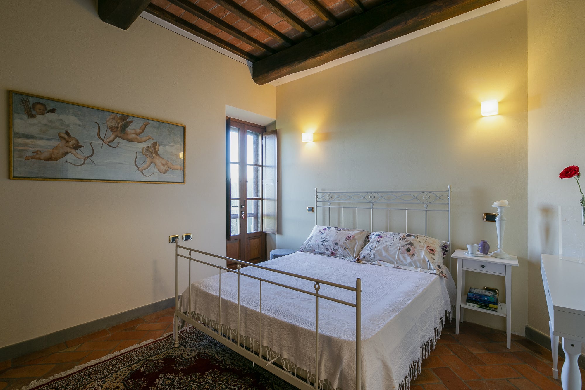 Villa Leona - High end villa near Cortona sleeps 16