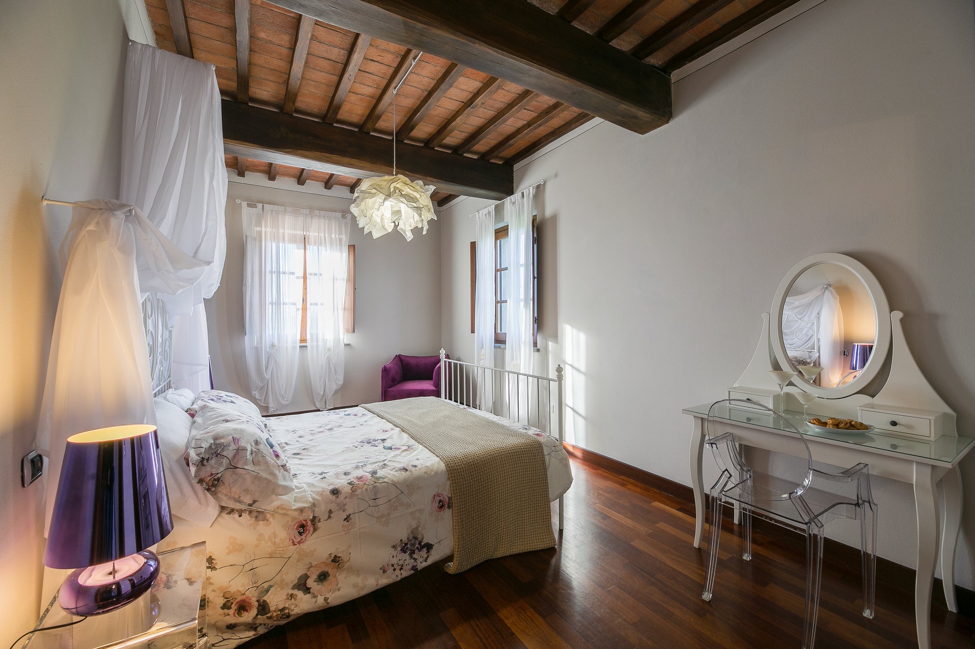 Villa Leona - High end villa near Cortona sleeps 16