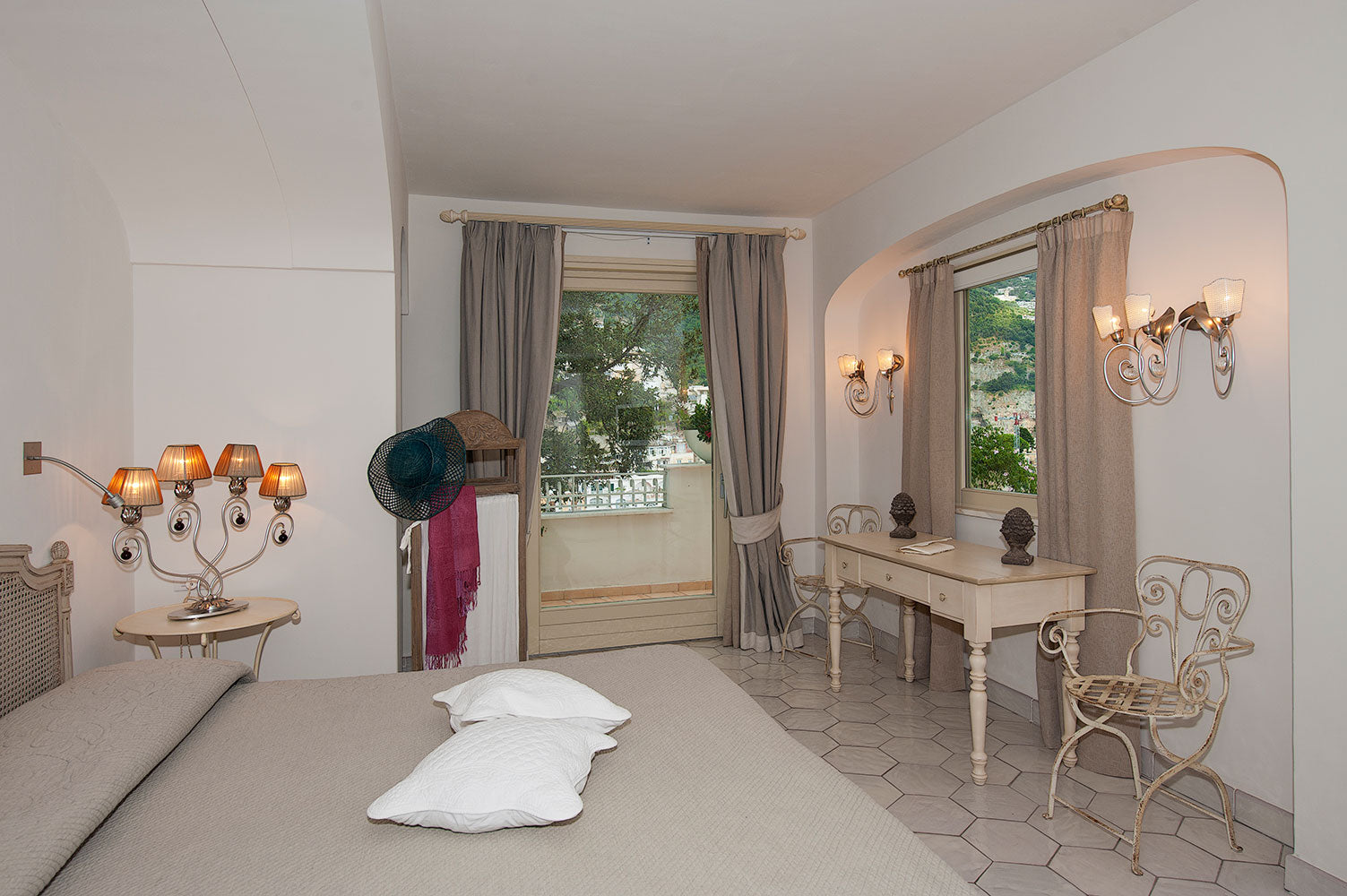 Luxury Positano villa sleeps 12 Villa Voltaire
