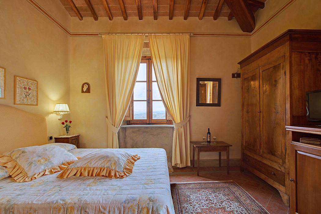 Cavallo Volante - luxury villa sleeps up to 20