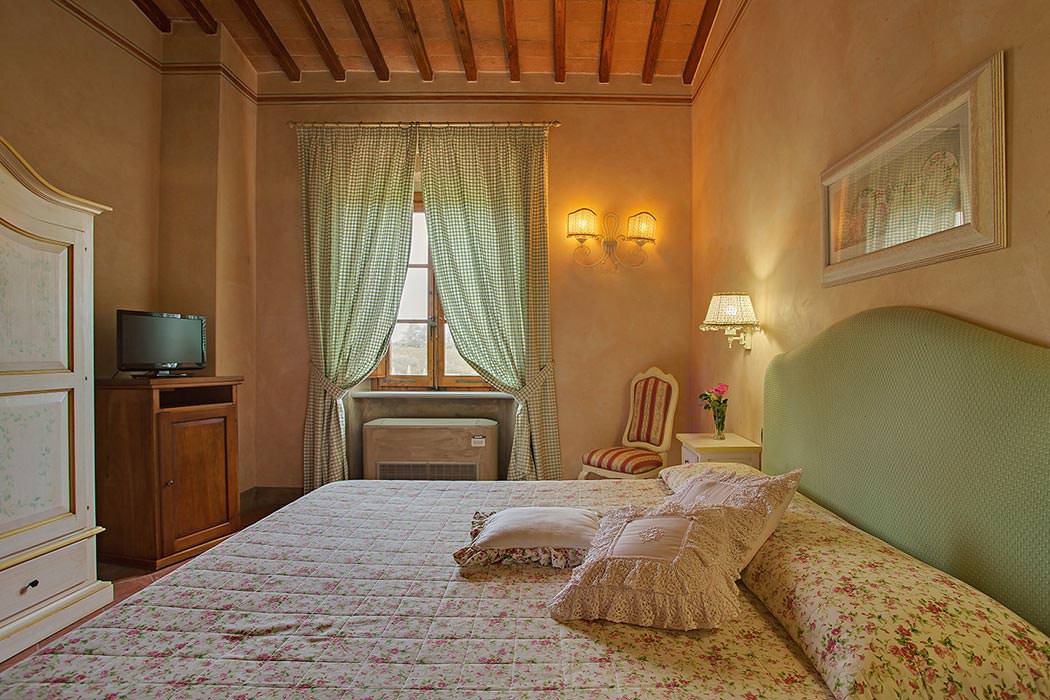 Cavallo Volante - luxury villa sleeps up to 20