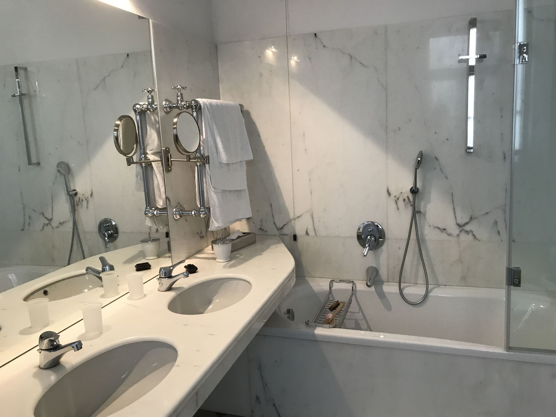 Villa Ghislaine - Lago Maggiore villa sleeps up to 12