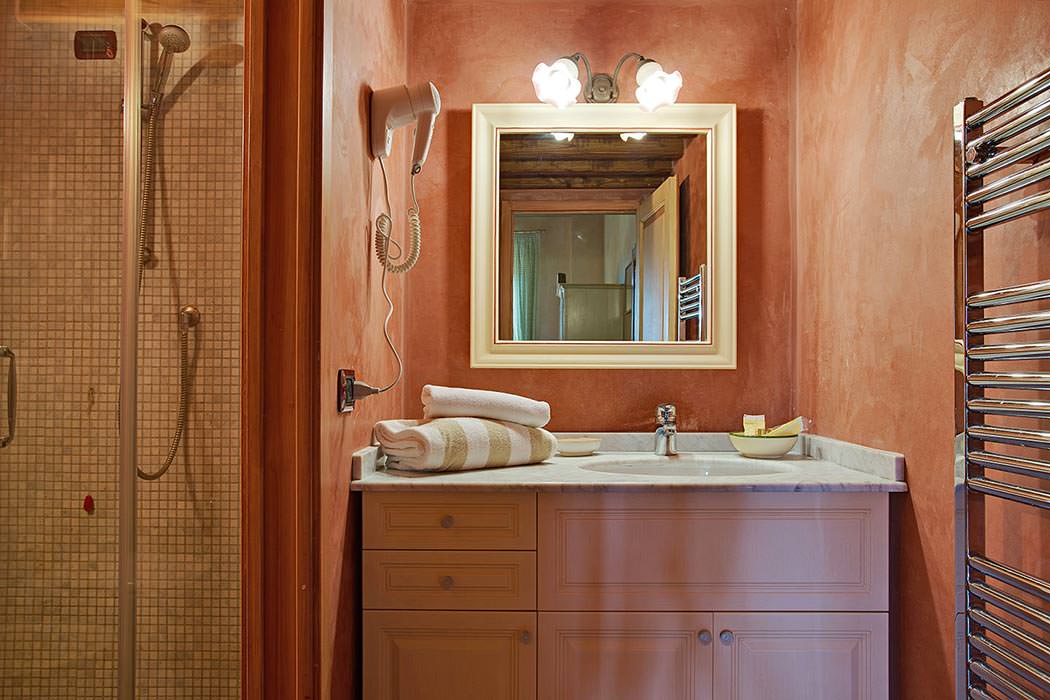 Cavallo Volante - luxury villa sleeps up to 20