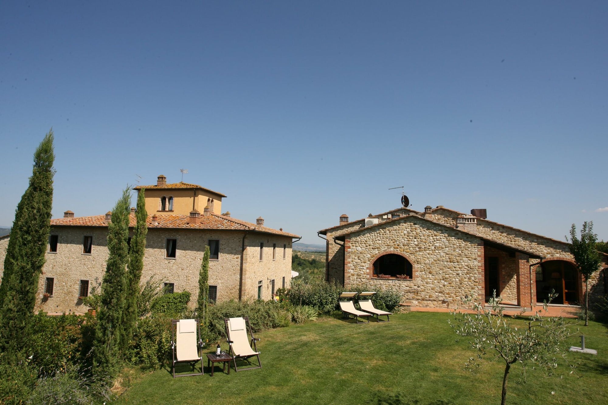 Cavallo Volante - luxury villa sleeps up to 20
