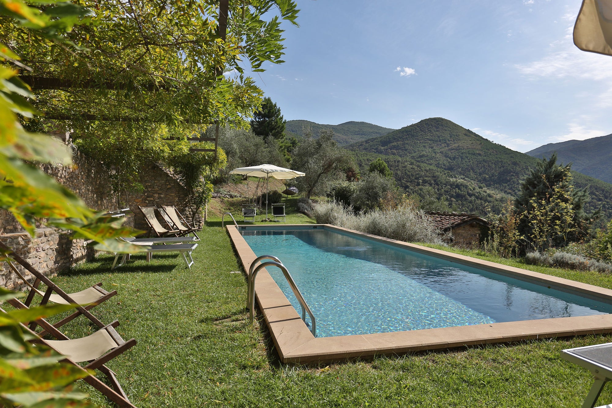 Chiodo - tuscan villa for 10, near Lucca