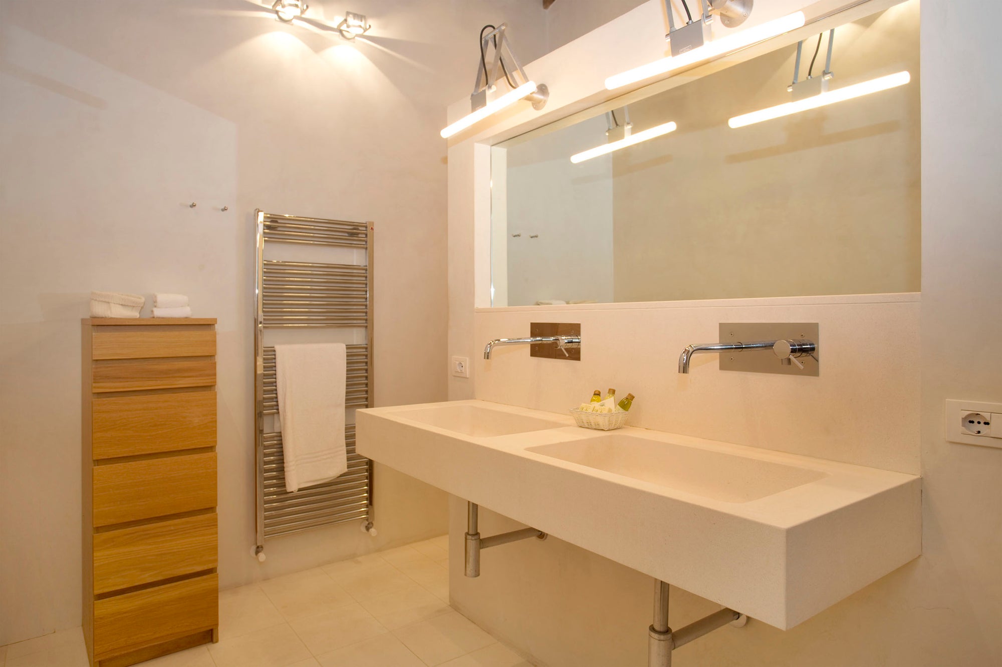 Chiodo - tuscan villa for 10, near Lucca
