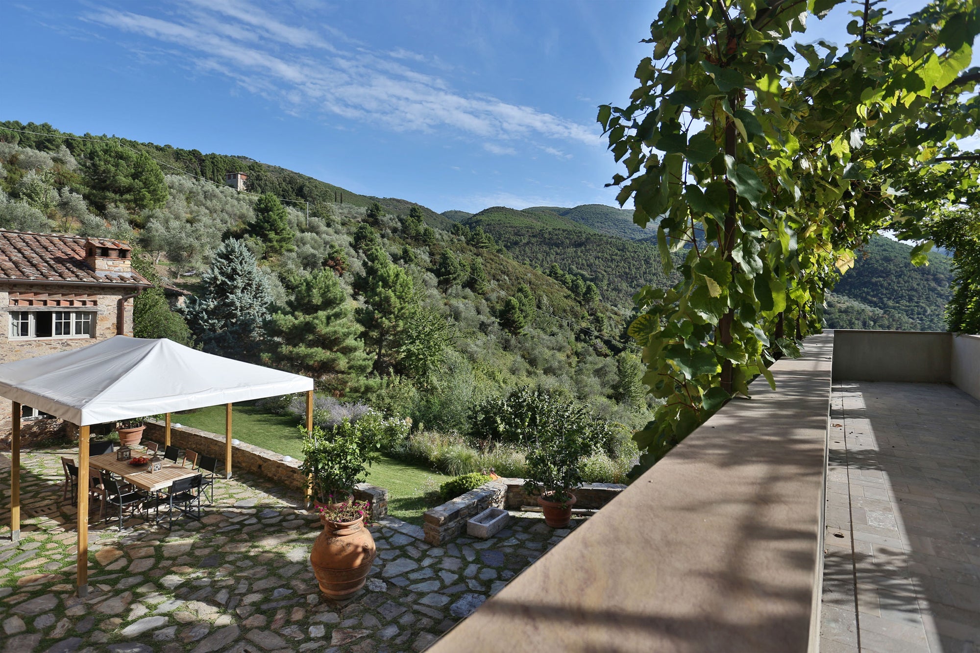 Chiodo - tuscan villa for 10, near Lucca