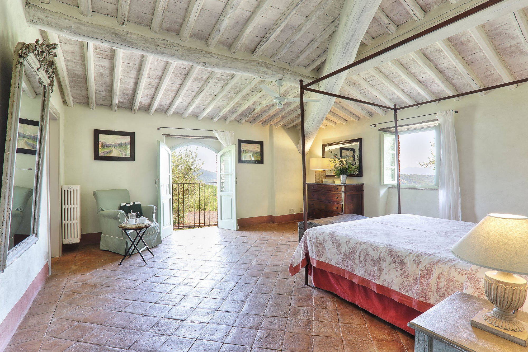 Sorgente - villa near Lucca sleep up to 10, 5 bedrooms, 6 bathrooms