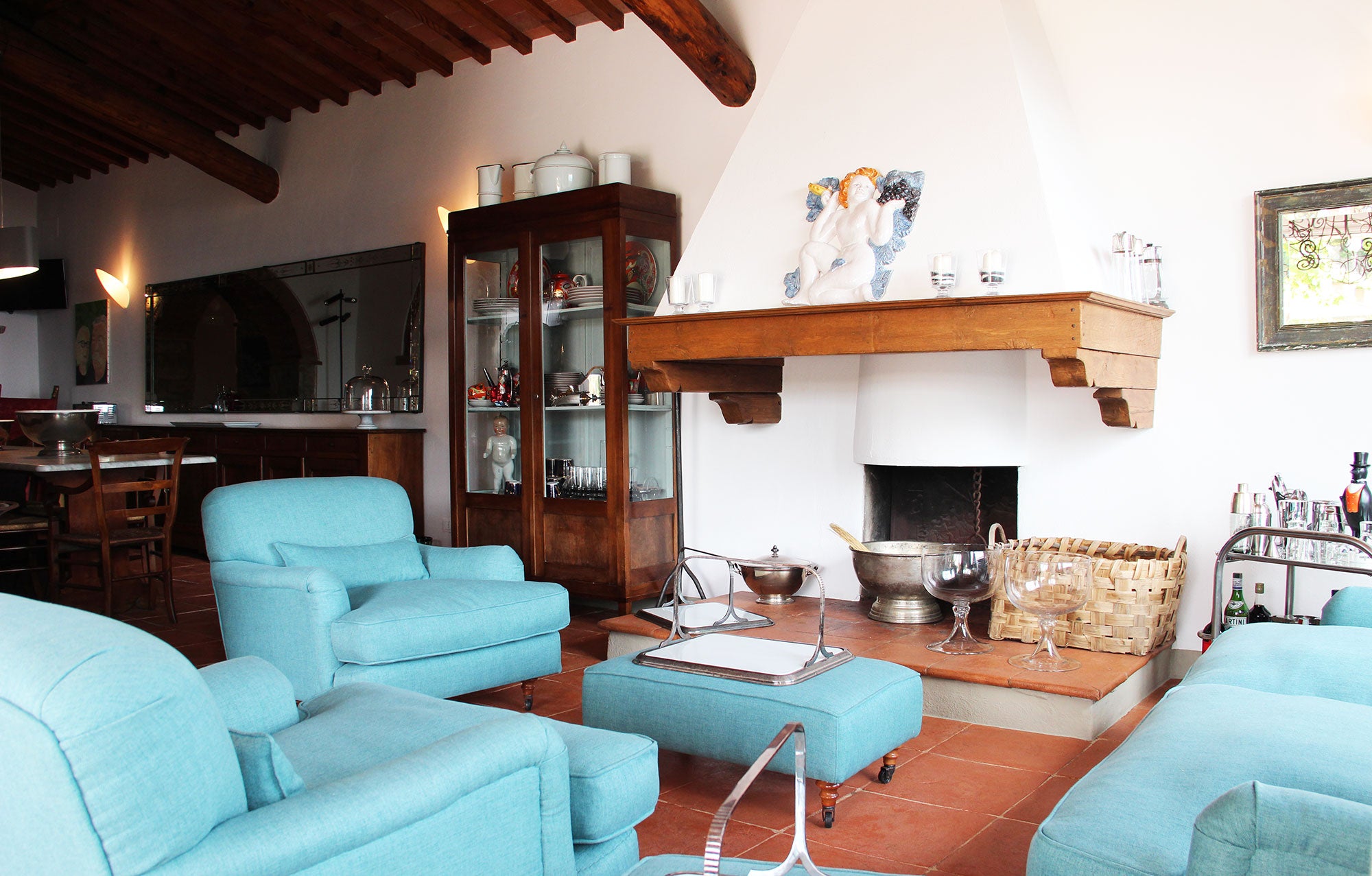CentoOtto - Villa in Panzano sleeps up to 10 in 5 bedrooms, 5 bathrooms