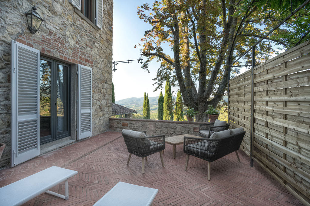 CentoOtto - Villa in Panzano sleeps up to 10 in 5 bedrooms, 5 bathrooms