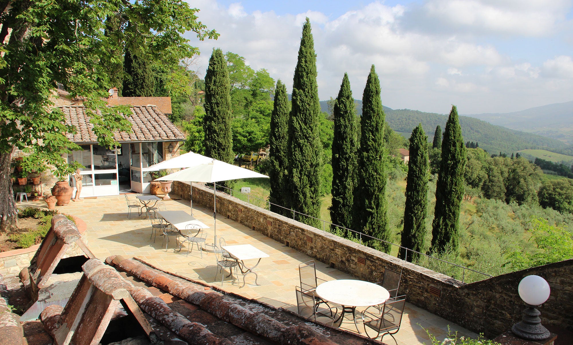 CentoOtto - Villa in Panzano sleeps up to 10 in 5 bedrooms, 5 bathrooms