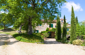 Villa in Chianti, beautiful villa in Tuscany sleeps up to 9, pool