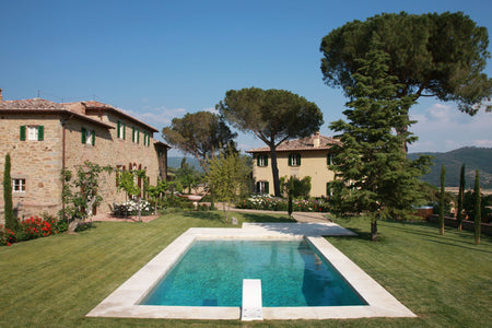 luxury villa by Cortona, with pool