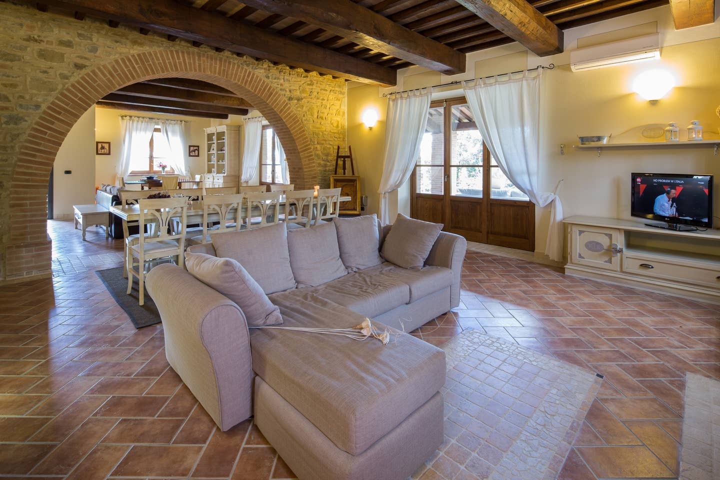 Cortona - Tramonti - Villa with  5 bedrooms 6 bathrooms sleeps up to 10
