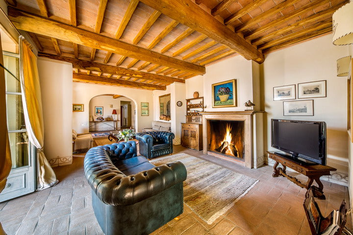 Villa Lago - Cortona villa sleeps up to 14