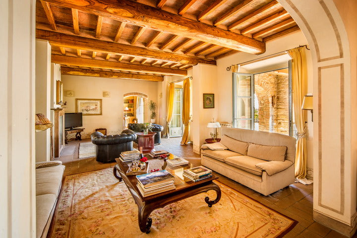 Villa Lago - Cortona villa sleeps up to 14