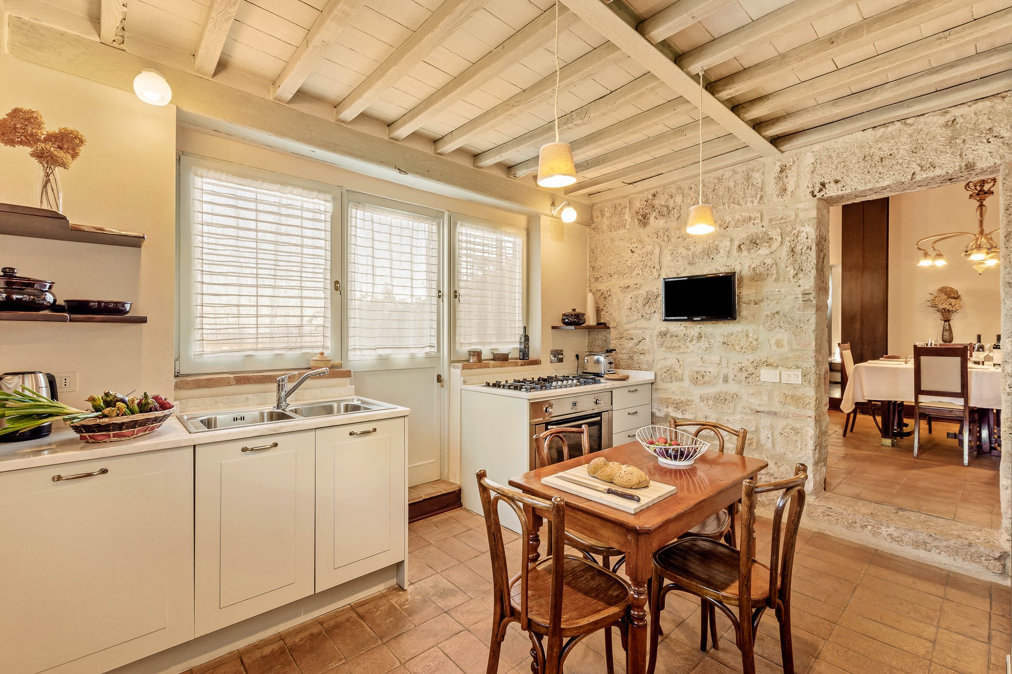 Quercus - Tuscan Villa with Private Pool & Winery near the Val d’Orcia | Sleeps 6
