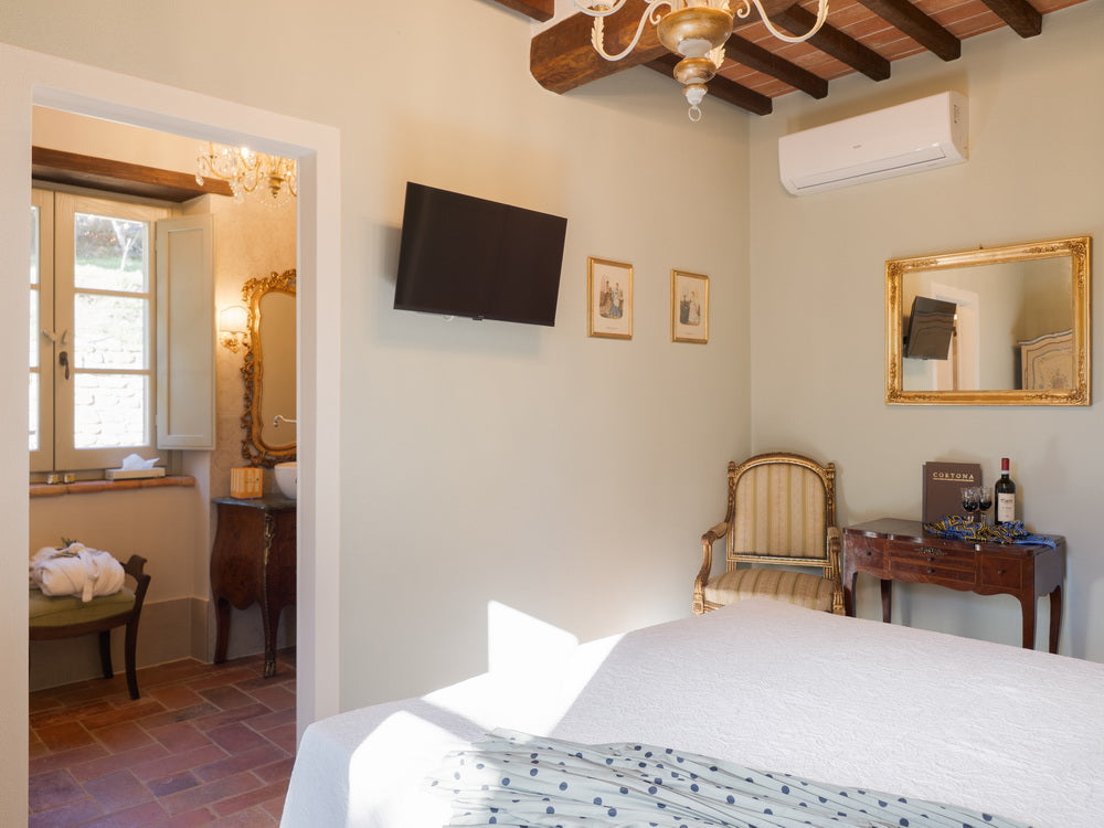 Villa Grifone – Private Villa near Cortona, Tuscany | Sleeps 10