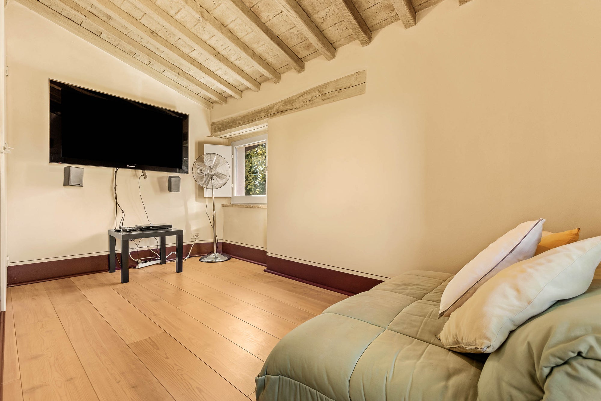 Quercus - Tuscan Villa with Private Pool & Winery near the Val d’Orcia | Sleeps 6
