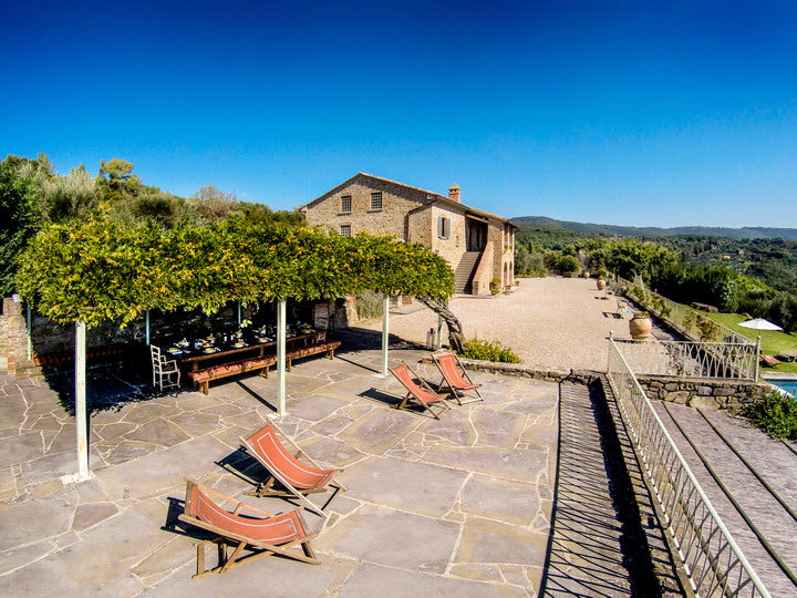 Villa Lago - Cortona villa sleeps up to 14