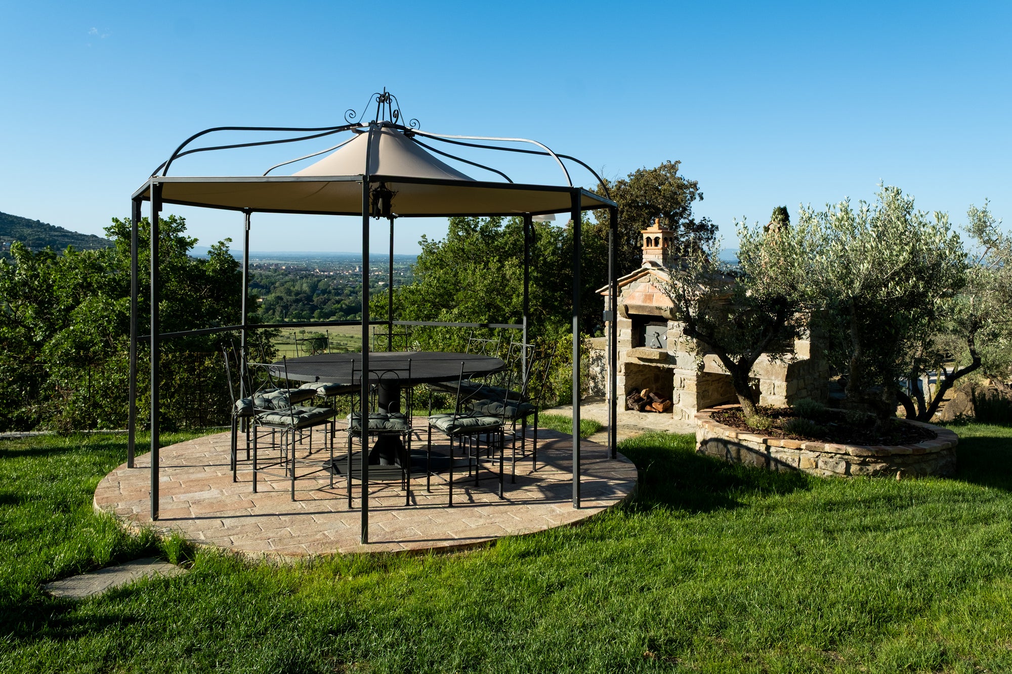 Villa Grifone – Private Villa near Cortona, Tuscany | Sleeps 10