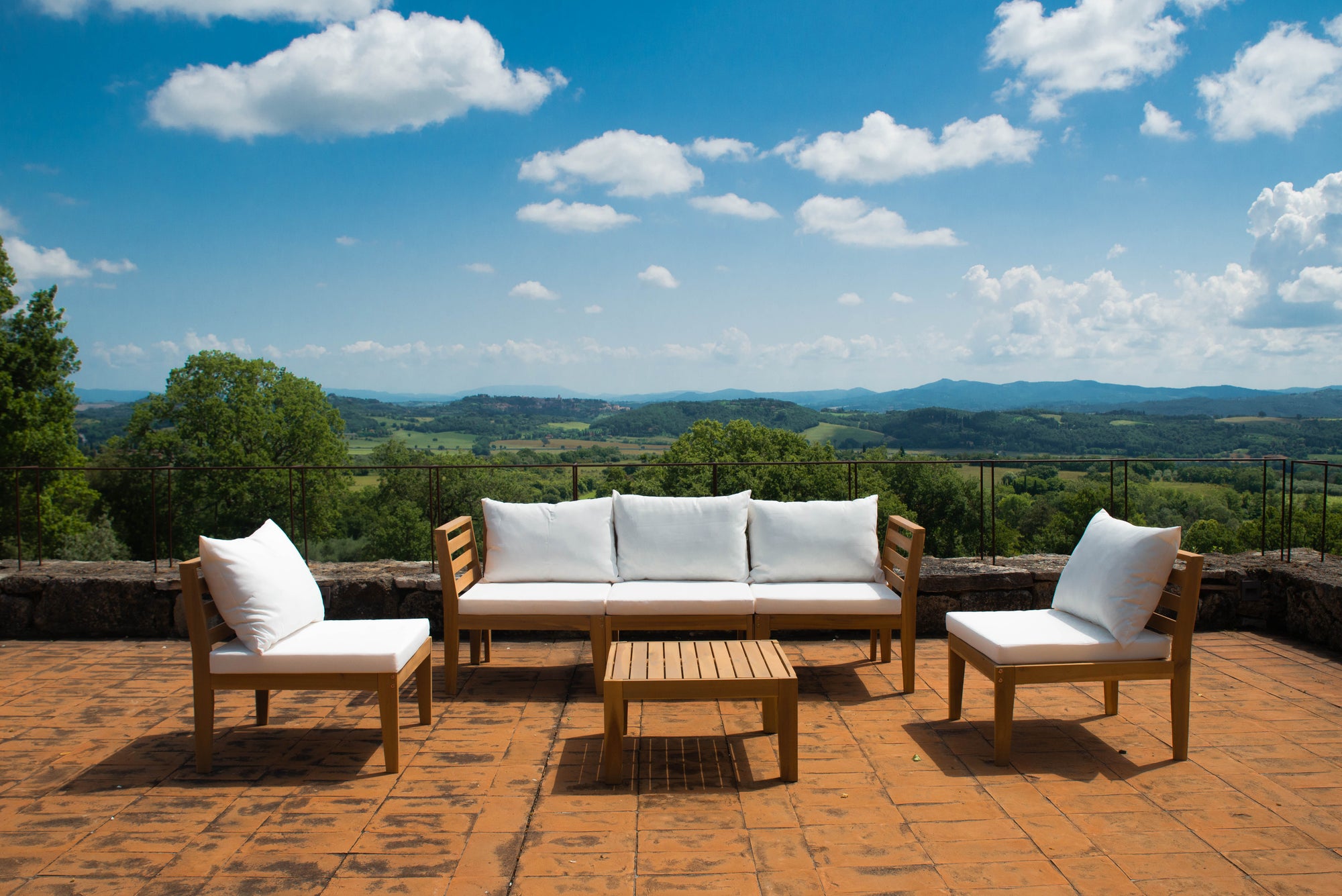Quercus - Tuscan Villa with Private Pool & Winery near the Val d’Orcia | Sleeps 6