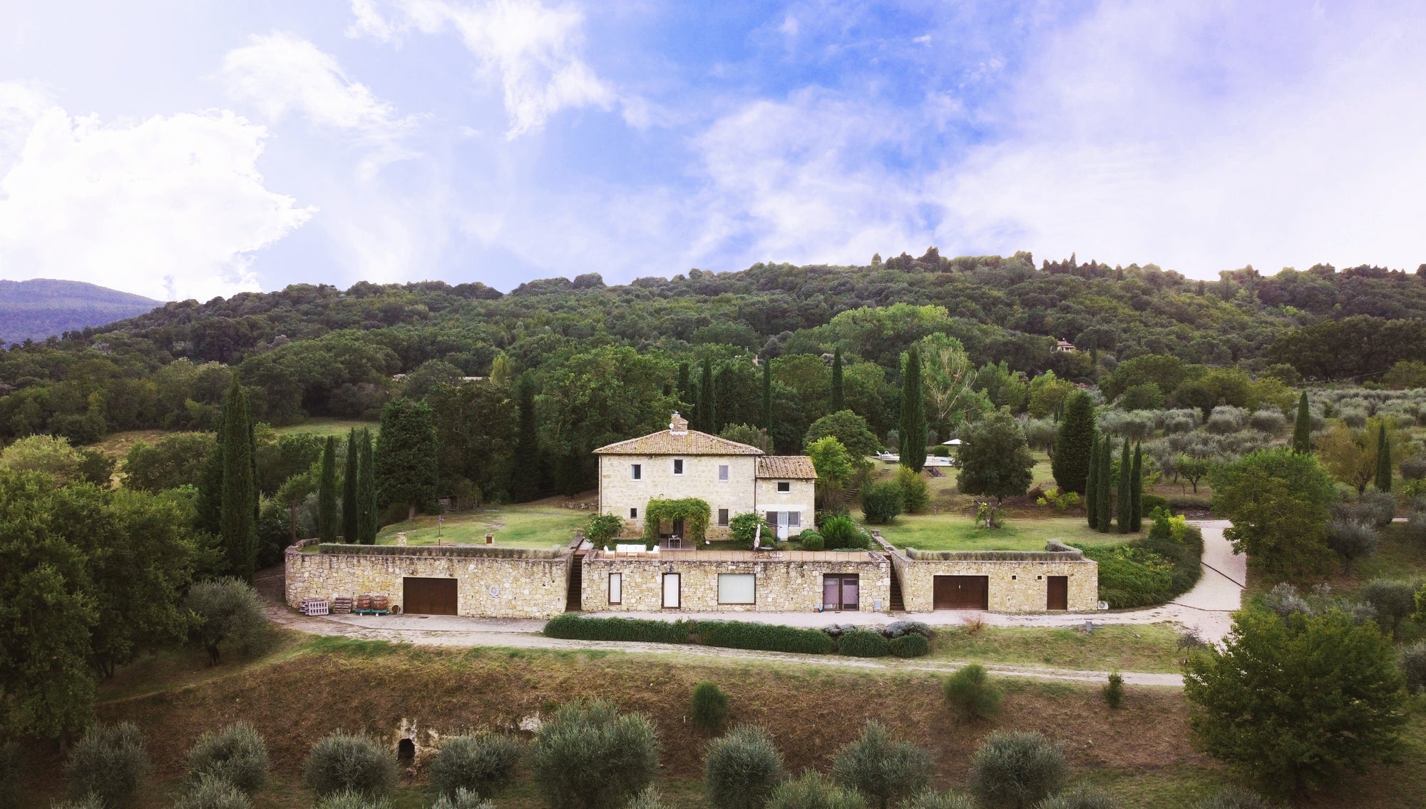 Quercus - Tuscan Villa with Private Pool & Winery near the Val d’Orcia | Sleeps 6